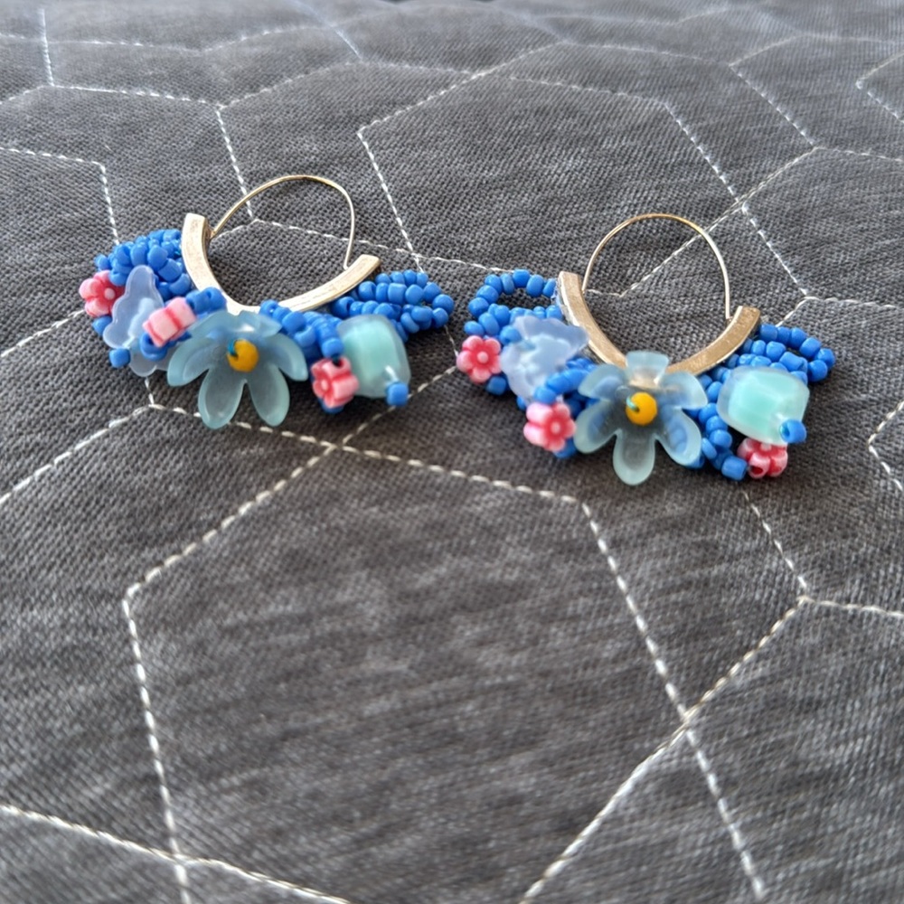 Anthropologie Blue Beaded Floral Hoop Earrings with Gold Accents - Picture 2 of 4